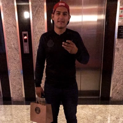 Mr_Rodz's profile picture. en twitter cada 2-3 meses.