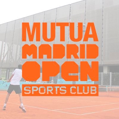 Ubicado en la Caja Mágica, el “MMOPEN Sports Club” cuenta con unas infraestructuras deportivas punteras en el mundo del tenis y pádel.