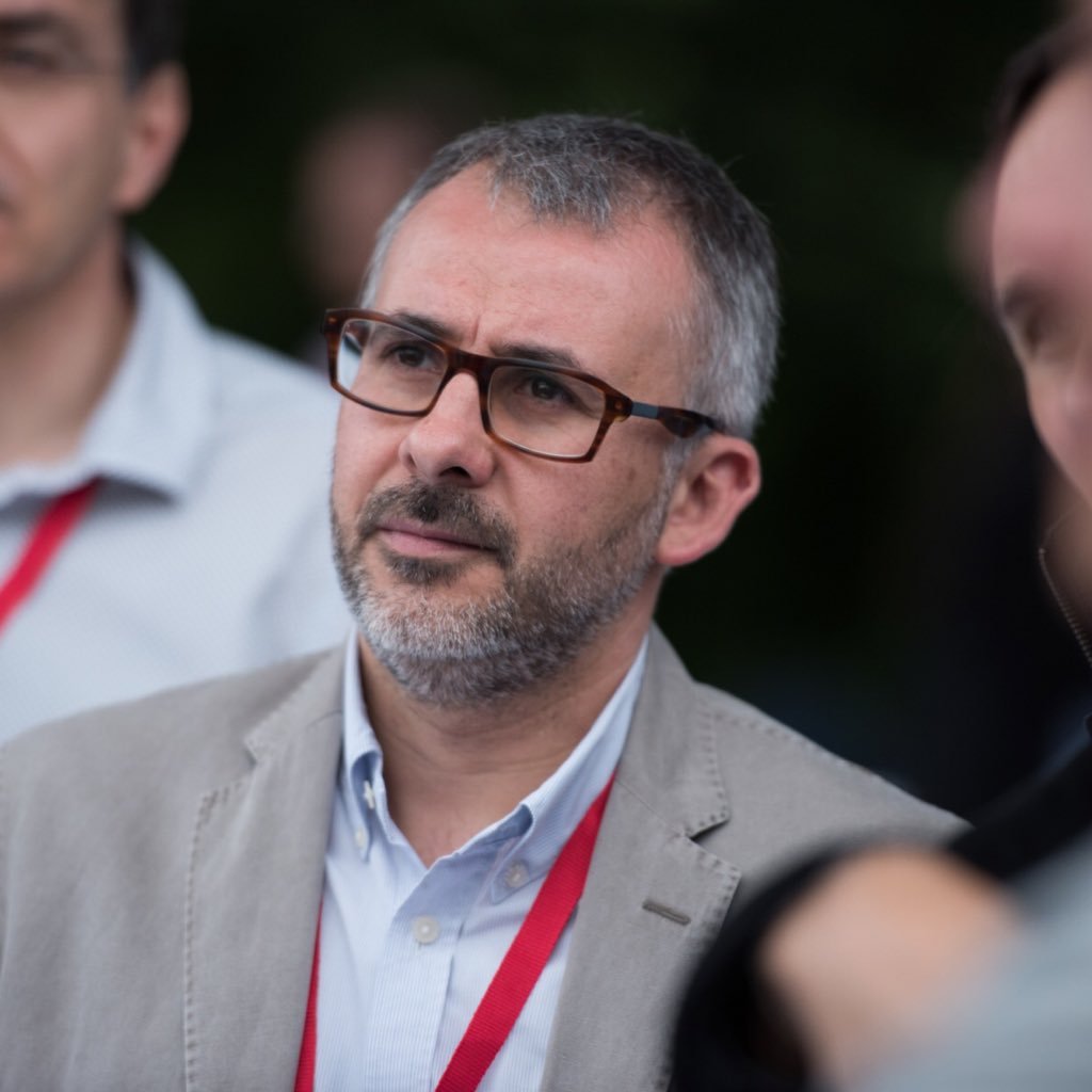 Pare. Empresari i Culer. Conseller Delegat a @decfa_sa. President d' @AdecatDec. Amant del bon vi i la bona taula.