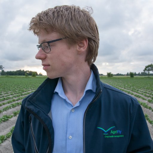 25| Groningen | Technische bestuurskunde & ondernemer | gedreven, nuchter en doortastend.