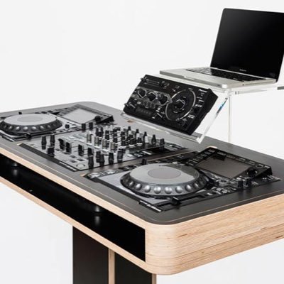 DJ__Venn's profile picture. EDM/House DJ