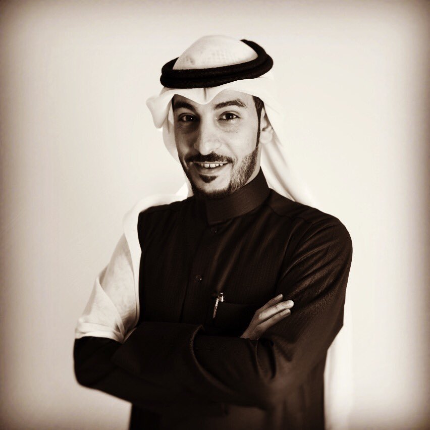 قد لا أصيب الحقيقة دائماً ، ولكني فخورٌ بالبحث عنها هنا أُمثل نفسي فقط وتغريداتي لا تعبر بالضرورة عن أراء غيري التقنية شغفي @redhat