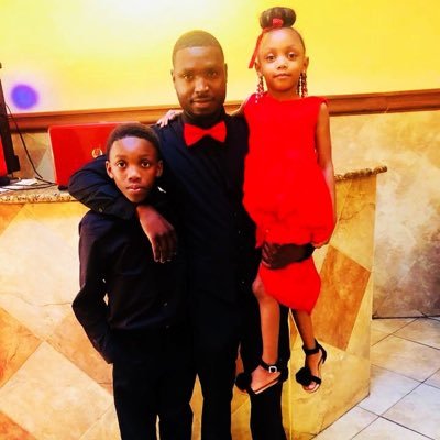 🗣 God just been great to me 👳🏿♂️ I can’t complain 👳🏿♂️ Free all the Real 1s