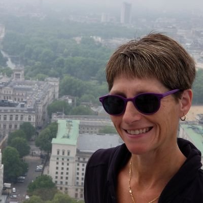 staceysa10's profile picture. 