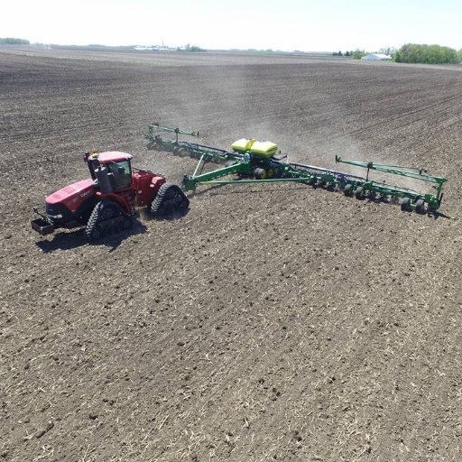 Jack of all trades, master of none. Growing kids, corn and soybeans in South Central Minnesota.