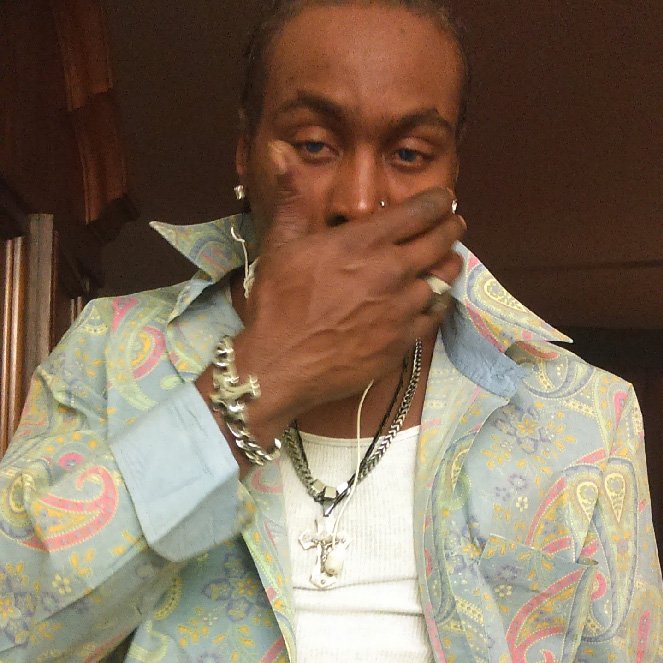 BlueThemac's profile picture. 