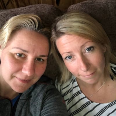 esi02's profile picture. 