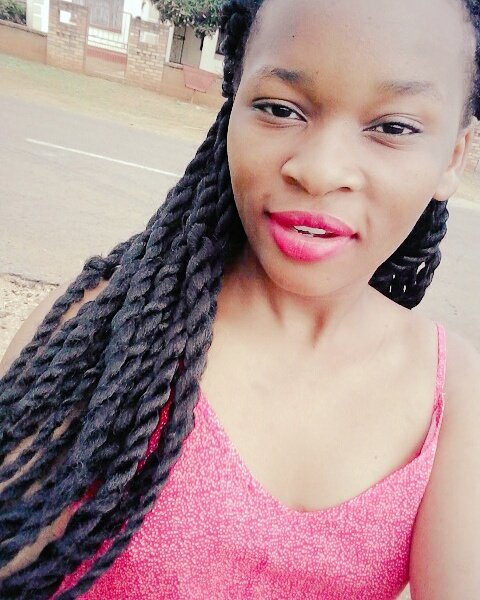 NonhleM20's profile picture. 