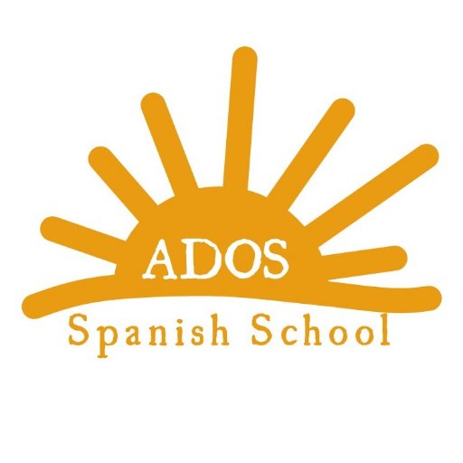A DOS pasos del mar...
A DOS pasos del centro...
ADOS OS DA de todo...