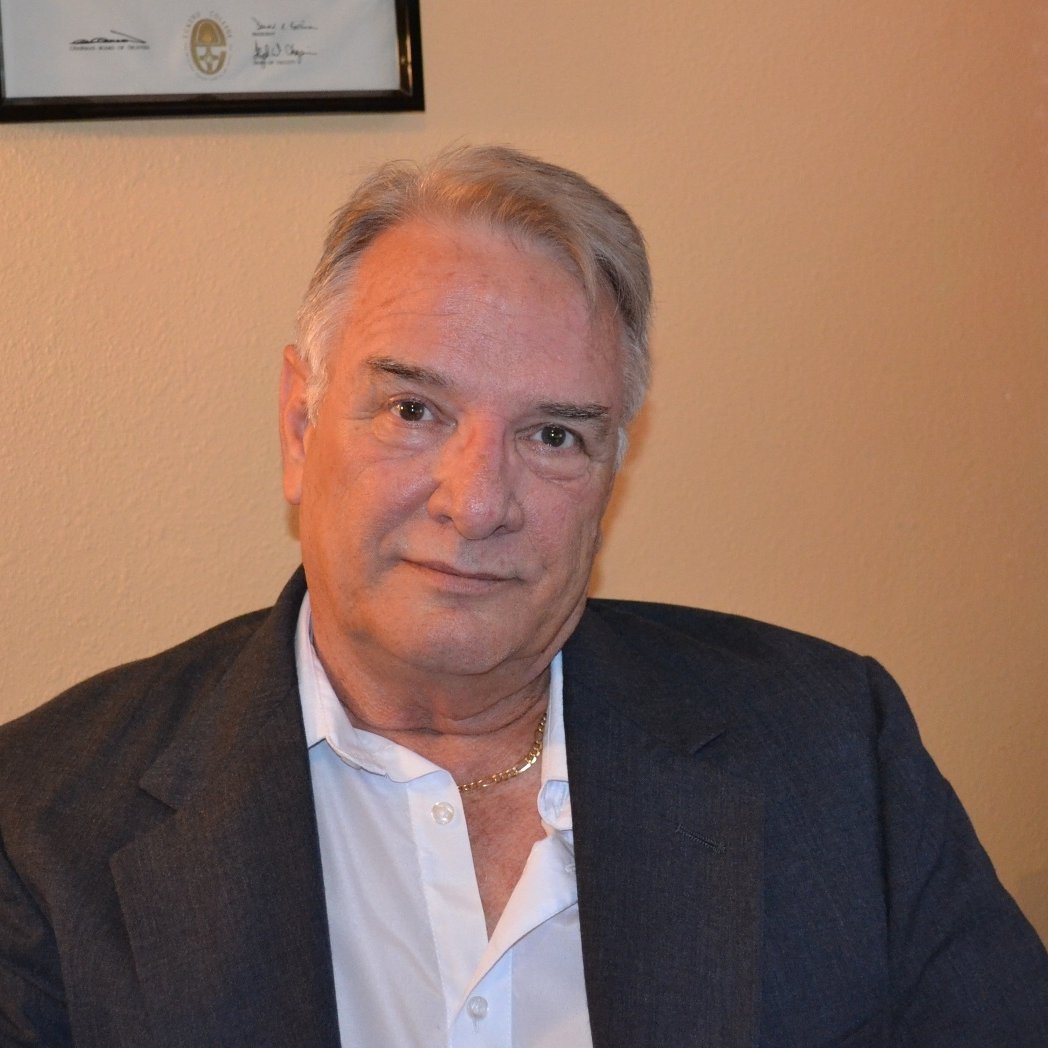 Larry Clifton is a freelance writer. He just released Martin's Secret, a ScFi action thriller with embedded love story. Book available in ebook and paperback.