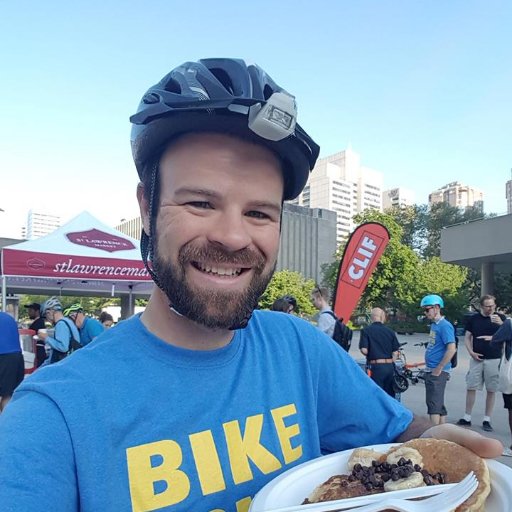 Car-free Toronto-based bike rider, paddler, YouTuber, DIYer and hobby musican.