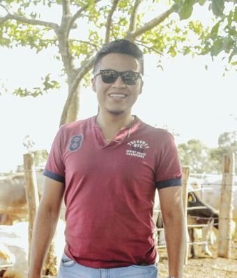 RogerIKT's profile picture. Catedrático en el área de comunicación.