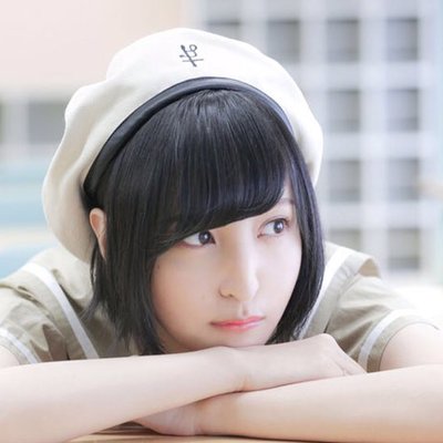 え