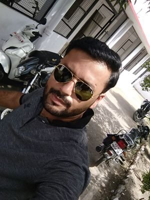 NitinMe29's profile picture. Hi don't ignore me