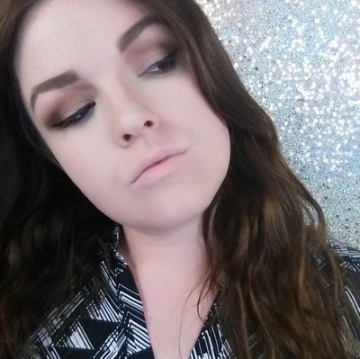 Hi I'm Mel💄My addiction is MAKEUP💋Follow:  📷 https://t.co/p77S3DGZ91 @mel_webb_
📧Contactmelwebb@gmail.com


















SUBSCRIBE to my channel👉