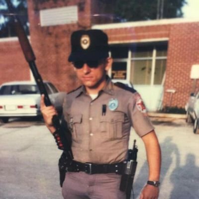 Retired Law Enforcement Officer in Florida ; 👮🚔🚓
Member of Law Enforcement Alliance Association 👮🚓🚔
Member of the Fla PBA & Fla FOP 👮🚔🚓