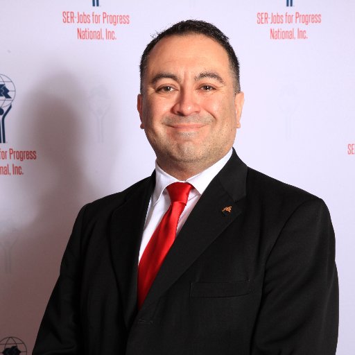 HRShoptalk's profile picture. Human Resource Professional online