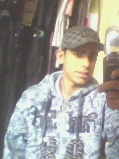 fabiotricolor06's profile picture. começa com Harry, Ron e Hermione em uma perigosa missão para encontrar e destruir o segredo da imortalidade e destruição de Voldemort — as Horcruxes.