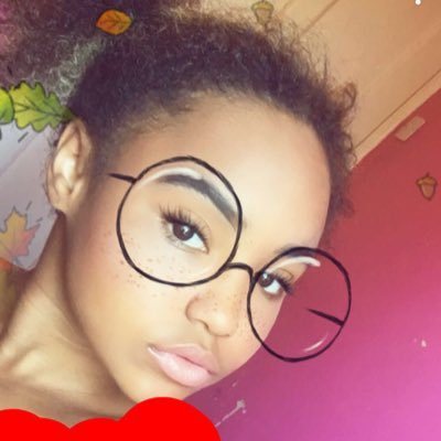 ayeshaxxo's profile picture. 