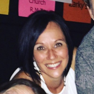 BoyterDee's profile picture. Teacher, tech enthusiast, book lover/collector, animal fanatic, hockey mom, HABS fan, all around nerd!