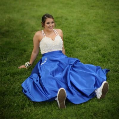 abbylivelyxox's profile picture. Volleyball