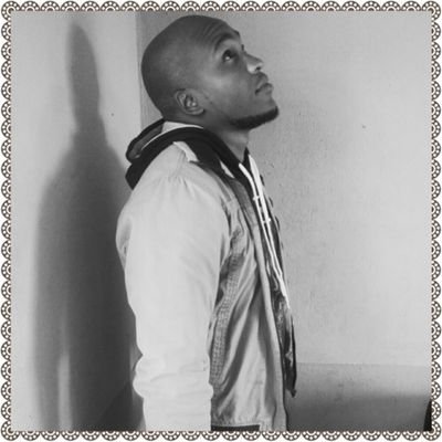 SiyabongaPsy's profile picture. Ambitious. strong minded. ,God fearing