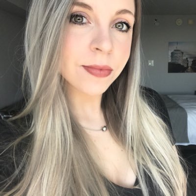 - YouTuber Streamer - @EA Creator Network - 💜 https://t.co/Phw6JqDy25 - 
🧡 https://t.co/qwOPjUHWEo ✉️ PRO : pixiacontact@gmail.com