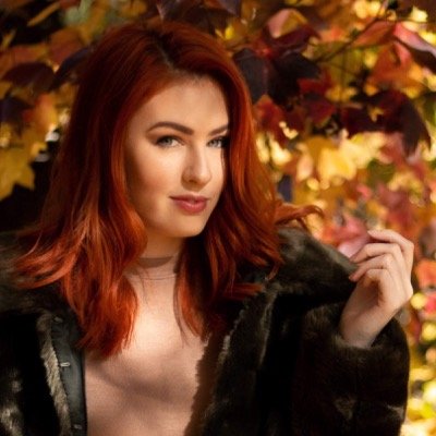 liv_oblivious's profile picture. They call me Liv | 23 | 5’9” of innuendos and puns Fan of your dad’s music