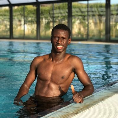 UmaroBalde20's profile picture. allah 🙏🏿