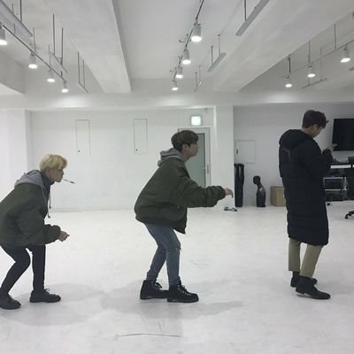 BTSの妄想小説とかにハマってますㅋ