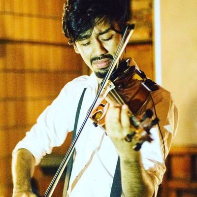 cesardanielpy's profile picture. Violinista™ y estudiante de Educación Artística. karai temeré