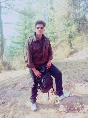 A Passionate Computer Programmer, lover of Travelling, having guts of a great leader(friends say), Tries to get seek from others experiences.