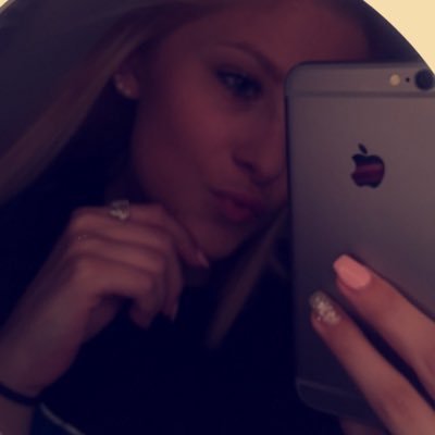 jennamarieee16's profile picture. just breathe➰