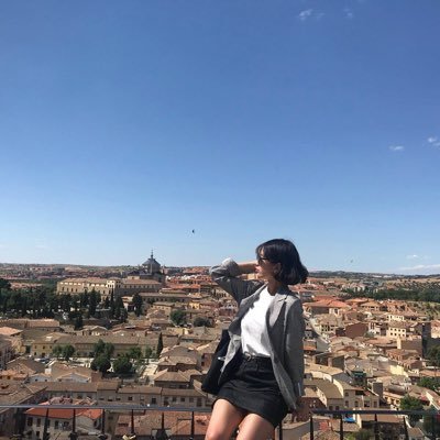 r_rbblo1084's profile picture. 学生です😊 現在はfxをやっています💰💱 気になる方はお気軽にDMまで📥📨 みんなスタートラインは一緒。その少しのやる気や好奇心だけで人生は大きく変わります😊💞