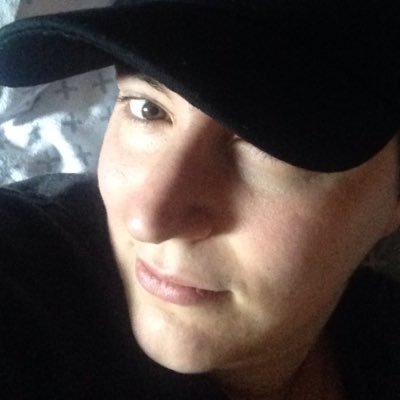 purpleslie's profile picture. she/they, nb, pan, 💜, music, reading, learning, novelty-seeking, neurodiversity 👀 🏳️‍🌈🇳🇿 "full-stack dev"