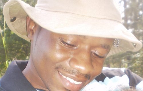 MateTongola's profile picture. Kenyan Journalist inj his Mid Twenties, single and loving it