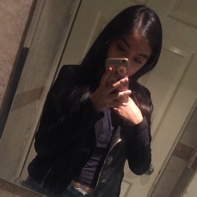 Fernandacuenc13's profile picture. 16 años🤘 Estudiante de Preparatoria👩‍💻. Humanamente Feliz💫 Perdidamente enamorada de @Vegetta777