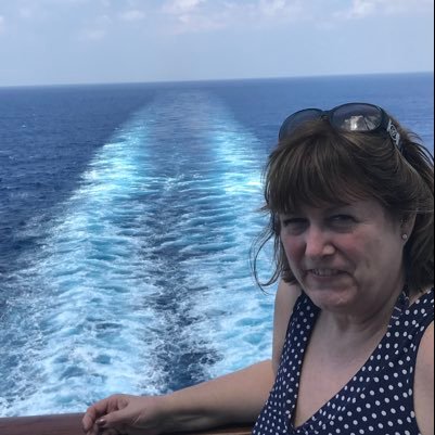 pamjackson100's profile picture. 