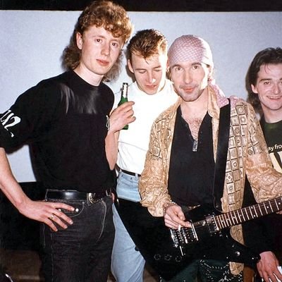 Band Manager, worked with @U2 on #EBTTRT music video & ZooTV show.
The Doppelgangers U2's own Lookalike band
formed by U2 in 1992.