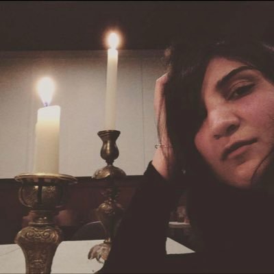 sarahdavachi Profile Picture