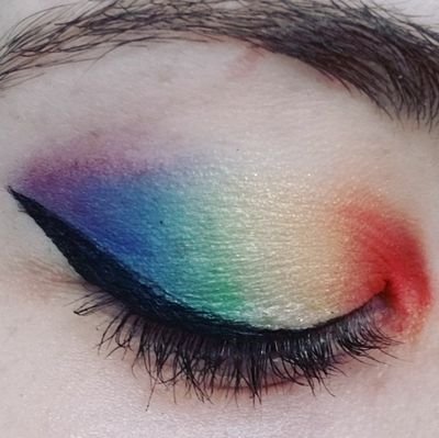 prettysailorr's profile picture. Dani✨Editor by day, fanfiction author all the rest of the time✨Find me on ao3 at prettysailorsoldier✨she/her✨💗💛💙