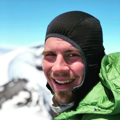 Engineering PhD Candidate @UW studying feedbacks between rapidly thawing #permafrost, #bogs, #biogeochemistry, and #hydrology. Outdoor enthusiast. He/him.