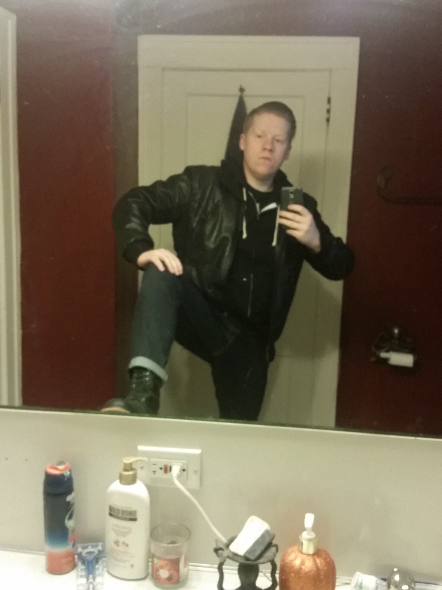 midwestbloodlol's profile picture. Unfundamentalist / Gear Head / @bittertruthhc / Soon to be dad