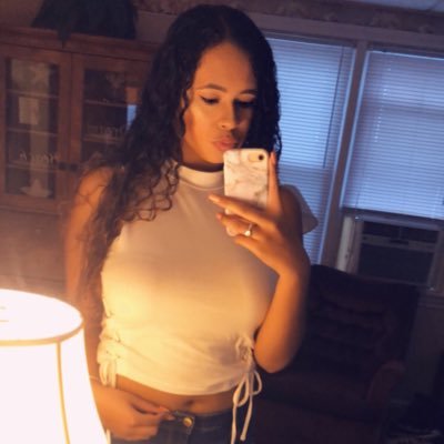 WHS '16 Rowan ‘20.   👻kaymacd15