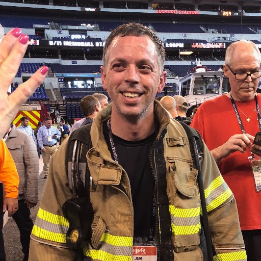 Marketer & digital nerd by day. Dad, runner, firefighter and rancher by night.