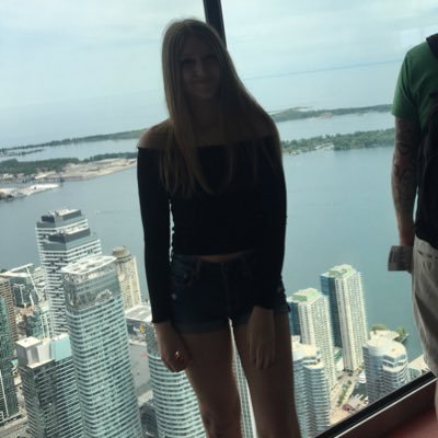 instagram: kayleylindsay_