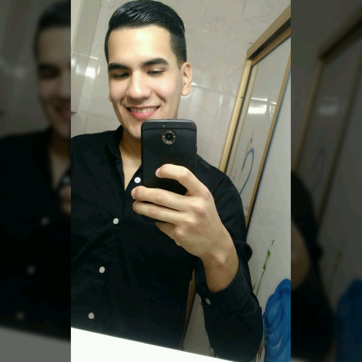 AriiAcevedo14's profile picture. -MAS VALE TRISTE Y SOLO QUE CON FALSAS ALEGRIAS ⚓
-https://t.co/QjiUxibvjy