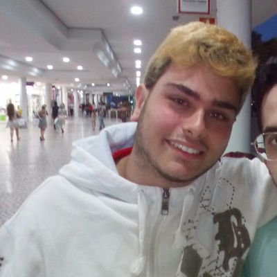 NolitoJr_10's profile picture. 18 años. Gaditano. Amante de la animación, música y futbol, futuro concursante de Operación Triunfo.