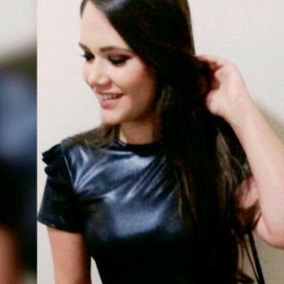 Graduada em Química - UFPE/CAA📚📝🎓Pernambuco - Brasil🇧🇷 Católica de coração🙏💒 Viagens e malhação, meus passatempos prediletos🏋️♀️✈@Tatiane.assuncao.376