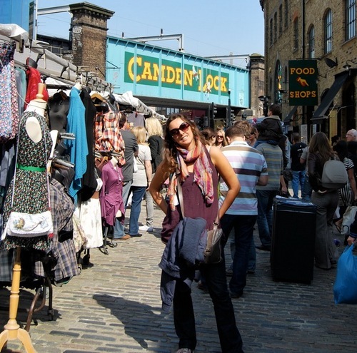 analaurafaral's profile picture. Ana Laura González Tello. Periodista, Productora de tv. @teledoce  Montevideo, Uruguay. https://t.co/dBqZd6eqiD